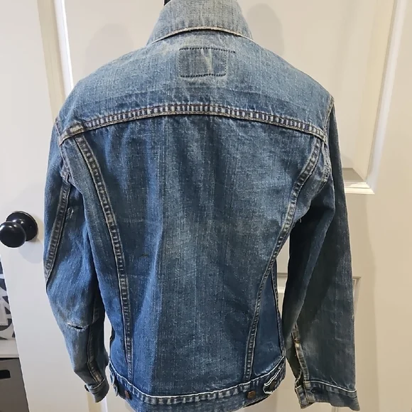 Vintage Levi’s Denim Trucker Jacket • Made in USA • 80s/90s Y2K - Picture 11 of 14